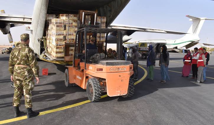 Solidarité entre l’Algérie et le peuple Sahraoui, : 132 tonnes de denrées alimentaires acheminées  vers les camps des réfugiés sahraouis