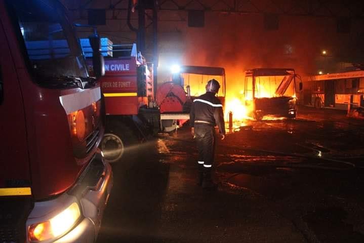 Alger : un incendie ravage 16 bus de l’ETUSA