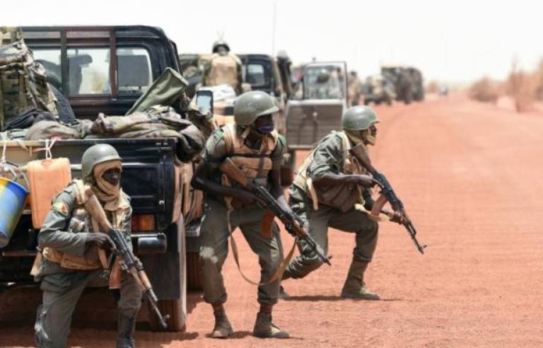 Mali : deux soldats tués et 38 terroristes éliminés