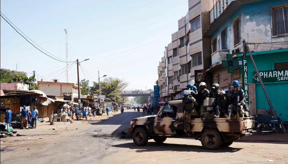Mali : six personnes trouvent la mort dans une attaque terroriste près de Bamako