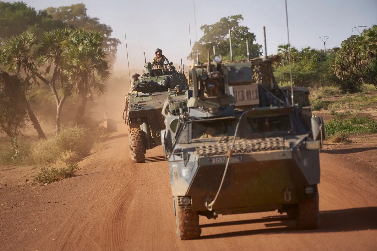 Le Burkina Faso exige le retrait des troupes françaises