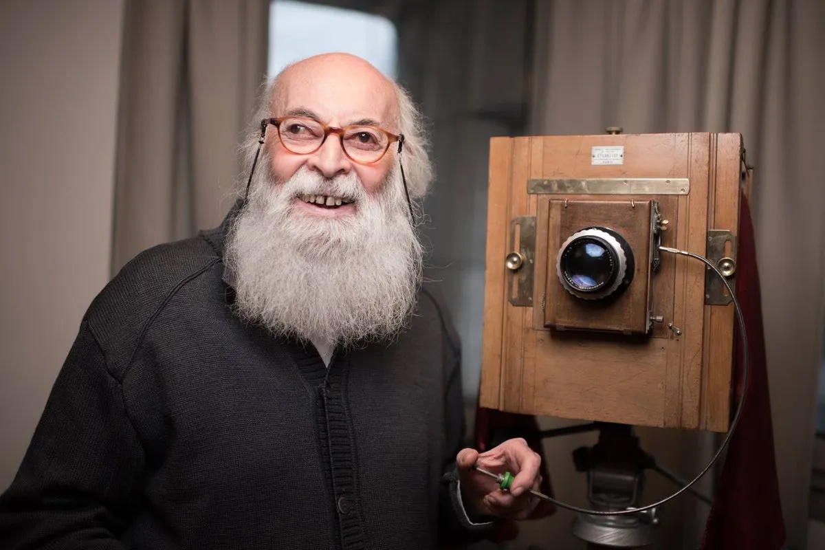 Décès d’Adolfo Kaminsky, photographe engagé pour la cause algérienne