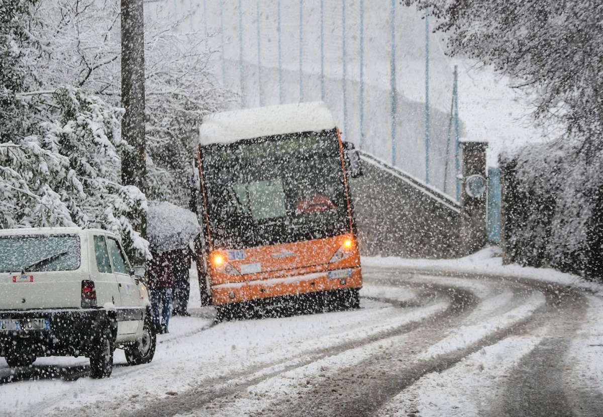 La neige paralyse une partie de l’Europe