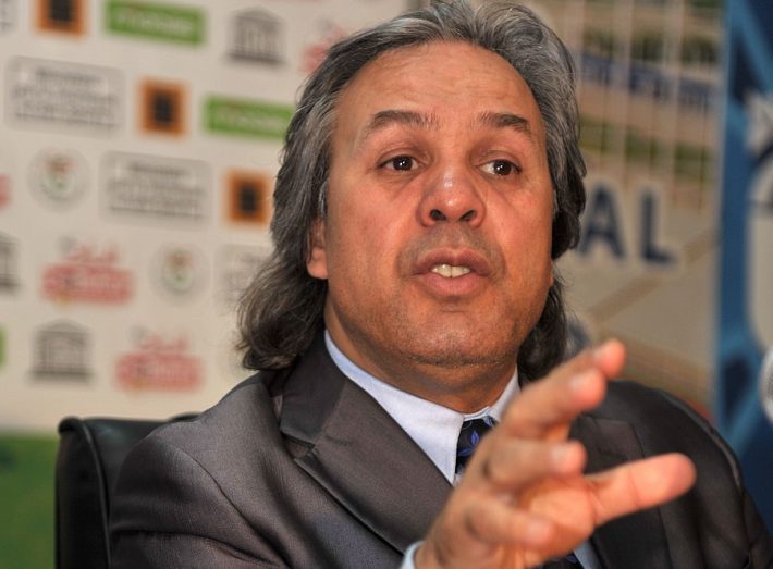 Hué par le public, Rabah Madjer sort de son silence