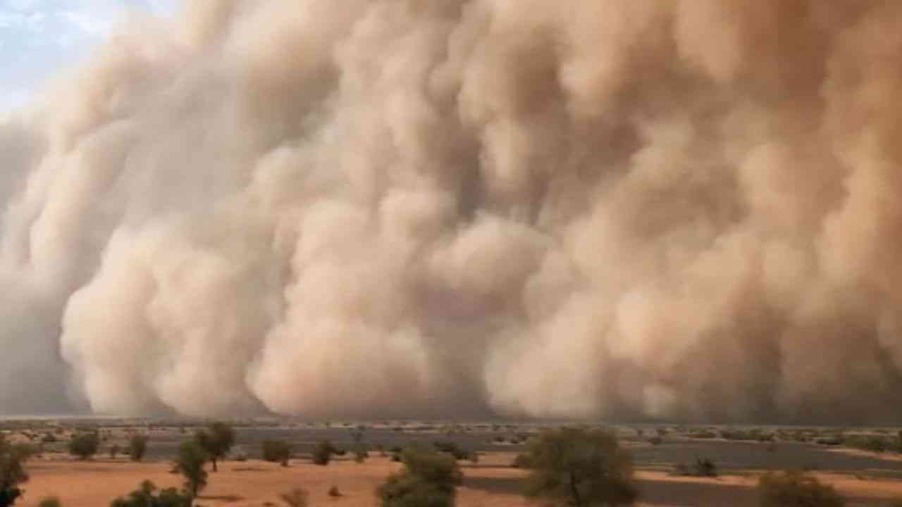 BMS: Rafales de vent de sable sur cinq wilayas du Sud