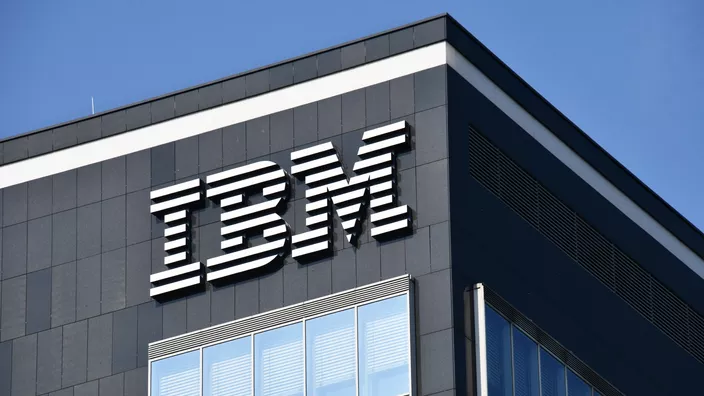 Le géant informatique IBM annonce la suppression de 3 900 postes