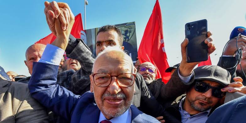 Tunisie : Rached Ghannouchi et certains de ses accompagnateurs arrêtés