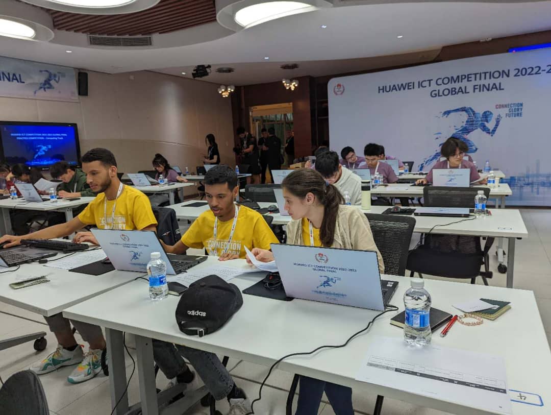 Algérie-Chine : Quinze étudiants algériens en finale du concours mondial de « Huawei ICT Compétition » en Chine