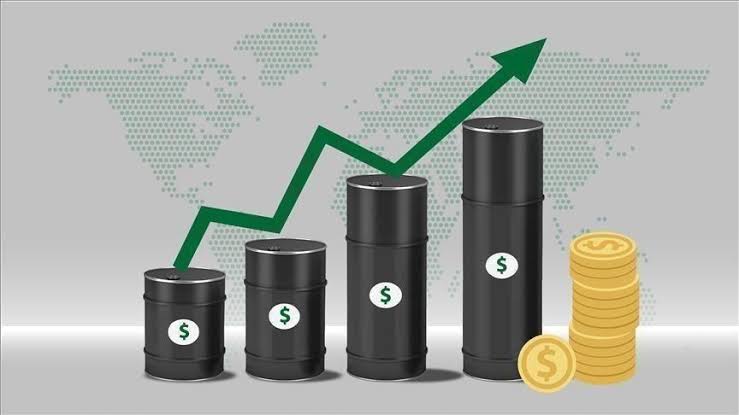 Soutenu par le risque géopolitique : Les cours du pétrole montent