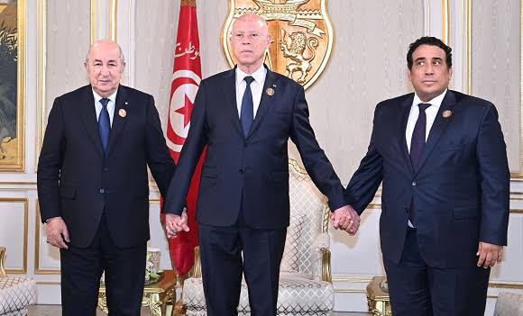 Il regroupe l’Algérie, la Tunisie et la Libye et enterre l’UMA