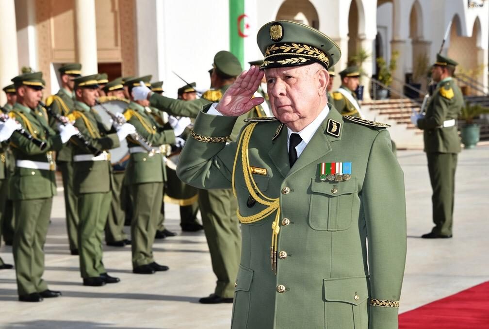 Présidé par le Général d’Armée, Saïd Chanegriha :  Colloque sur « la Défense nationale face à la guerre cognitive »