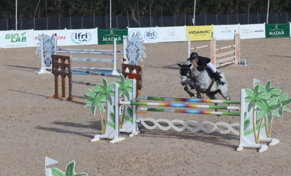 Equitation/Concours national de saut d’obstacles: le cavalier Benbakhti du club Hippique El- Moughit d’Oran s’adjuge le grand prix une étoile à Tipaza  