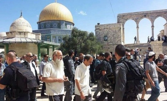 Palestine: plusieurs colons sionistes prennent d’assaut l’esplanade de la mosquée Al-Aqsa